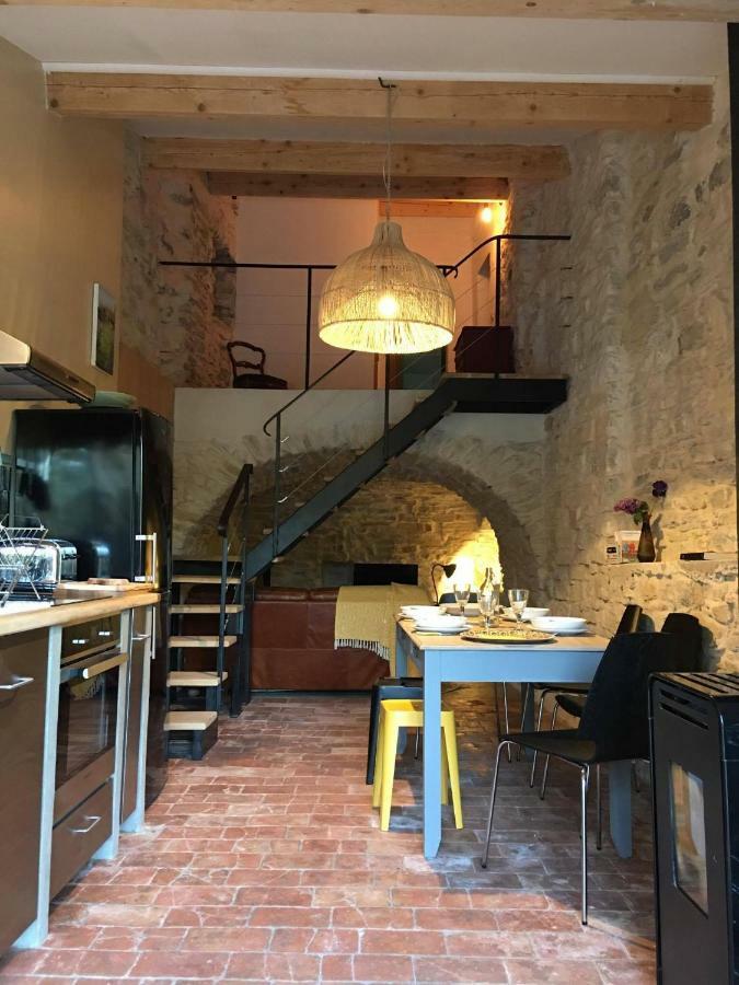 Gites "Oustaou De Bourboul" Grospierres Esterno foto